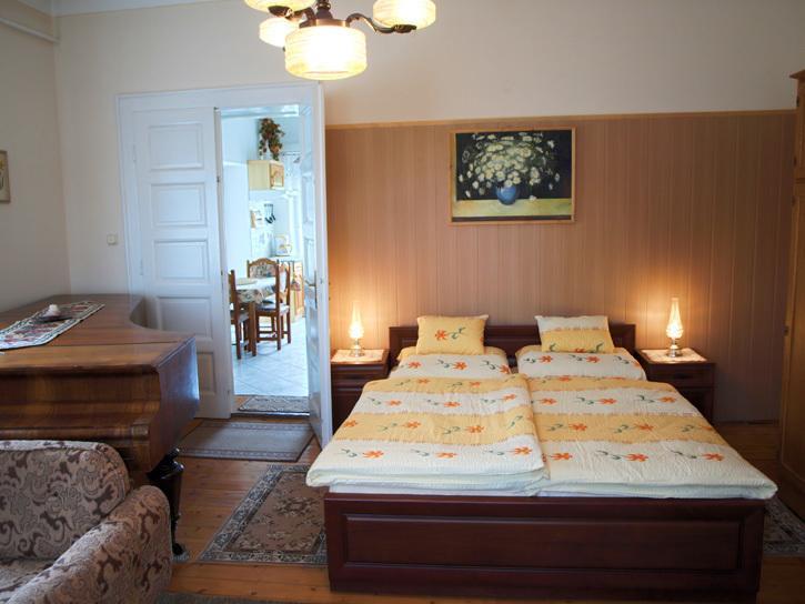 Családi Vendégház Eger Chambre photo